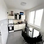 Sabo Komenskeho Appartement *